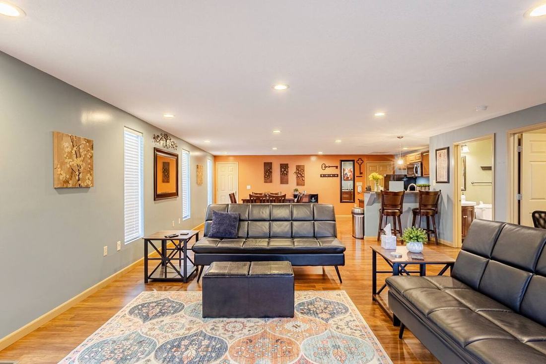 Executive Apartment B at Cedar Pond Farms, a comfortable base for Tennessee sports weekends